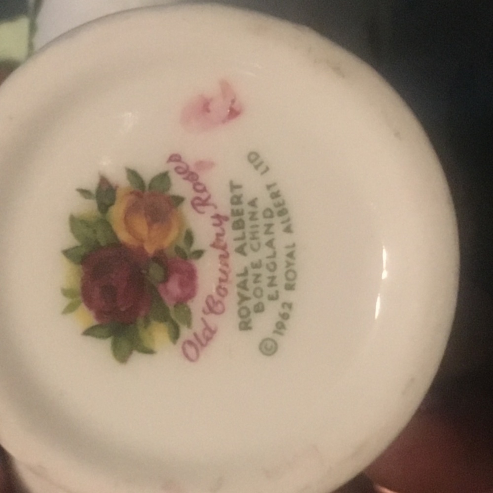 OLD COUNTRY ROSES - Picture 11 of 11